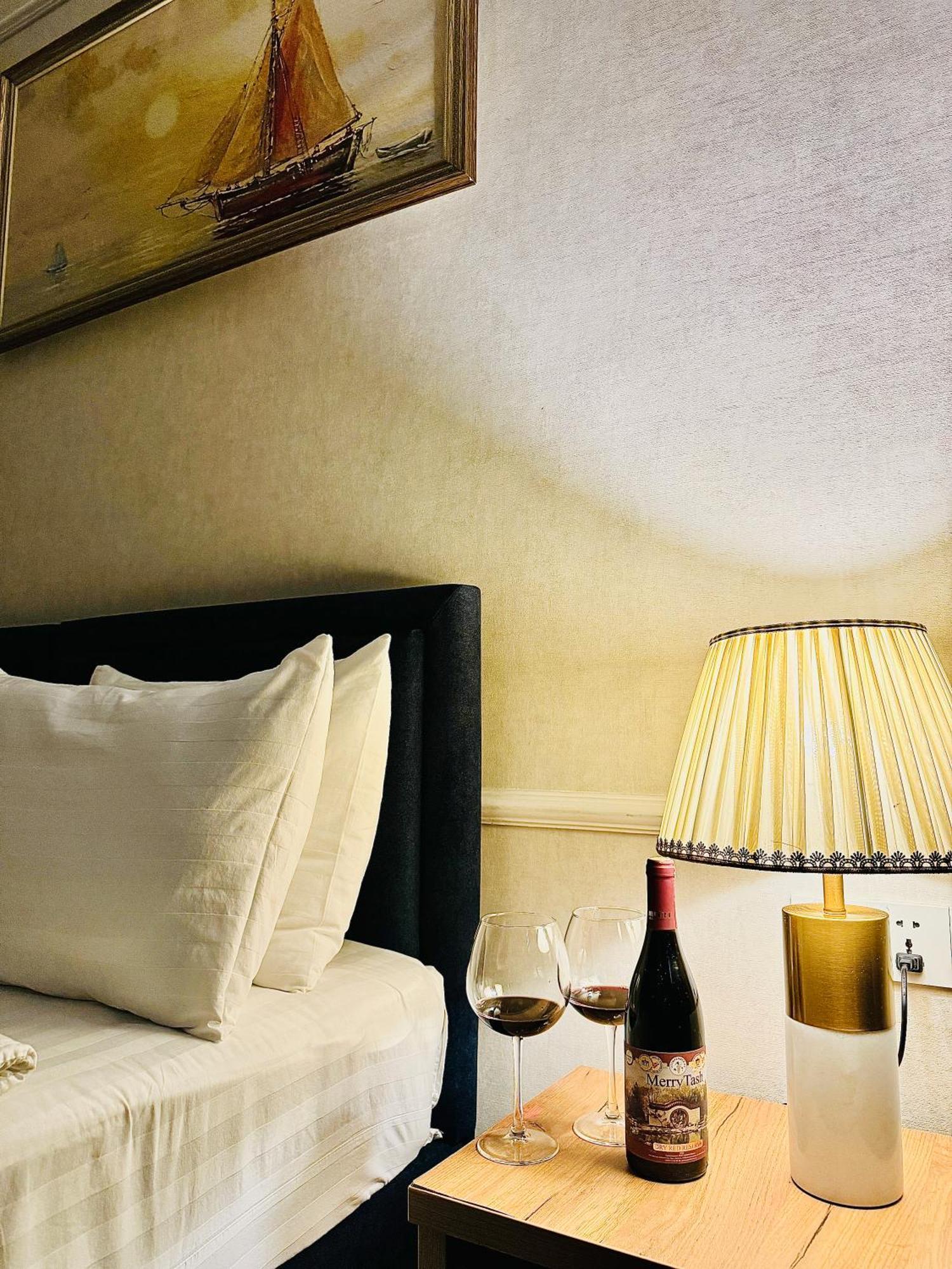 Garnet Hotel Tasken Kültér fotó