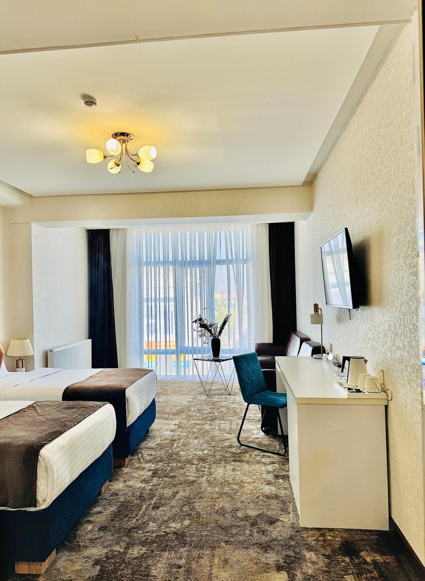 Garnet Hotel Tasken Kültér fotó